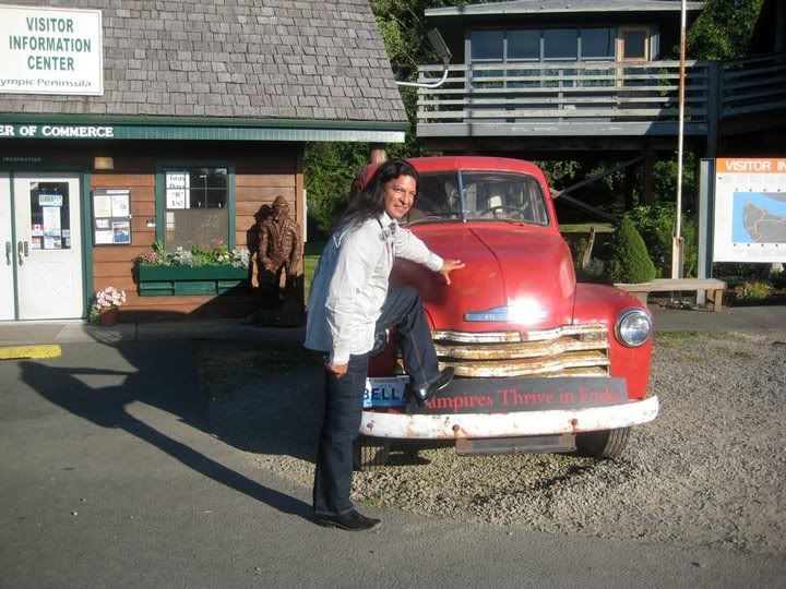 More pics of Gil Birmingham in La Push and Forks 35076_409337241452_79578216452_4581700_4787564_n