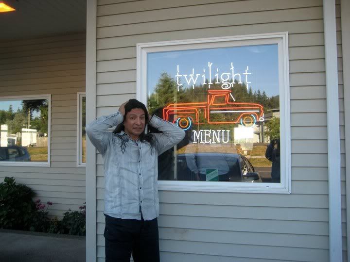 More pics of Gil Birmingham in La Push and Forks 35076_409337271452_79578216452_4581704_2414987_n