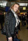 Jamie Arriving At Berlin Airport Th_jcb-003