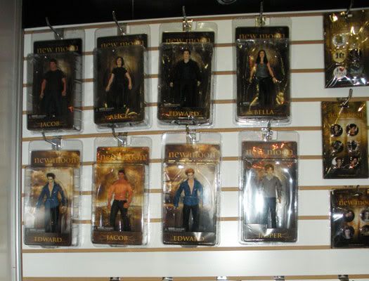 NEW 'New Moon' Toys 01-1