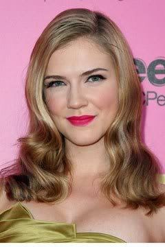 Sara Canning of 'The Vampire Diaries' Talks About Her Killer Looks Sara-canning-young-hollywood-awards