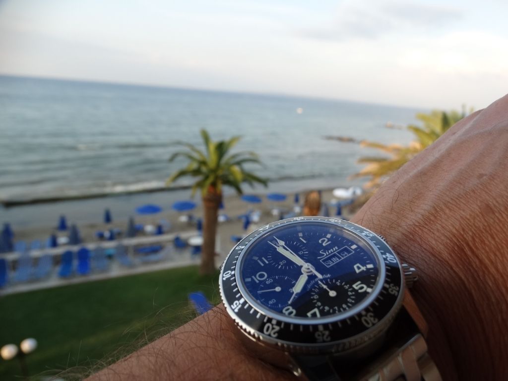 La montre des vacances...  - Page 7 222f1ec9-d5b7-4d5d-a4e8-7ef64319e61e_zpstbilszx0