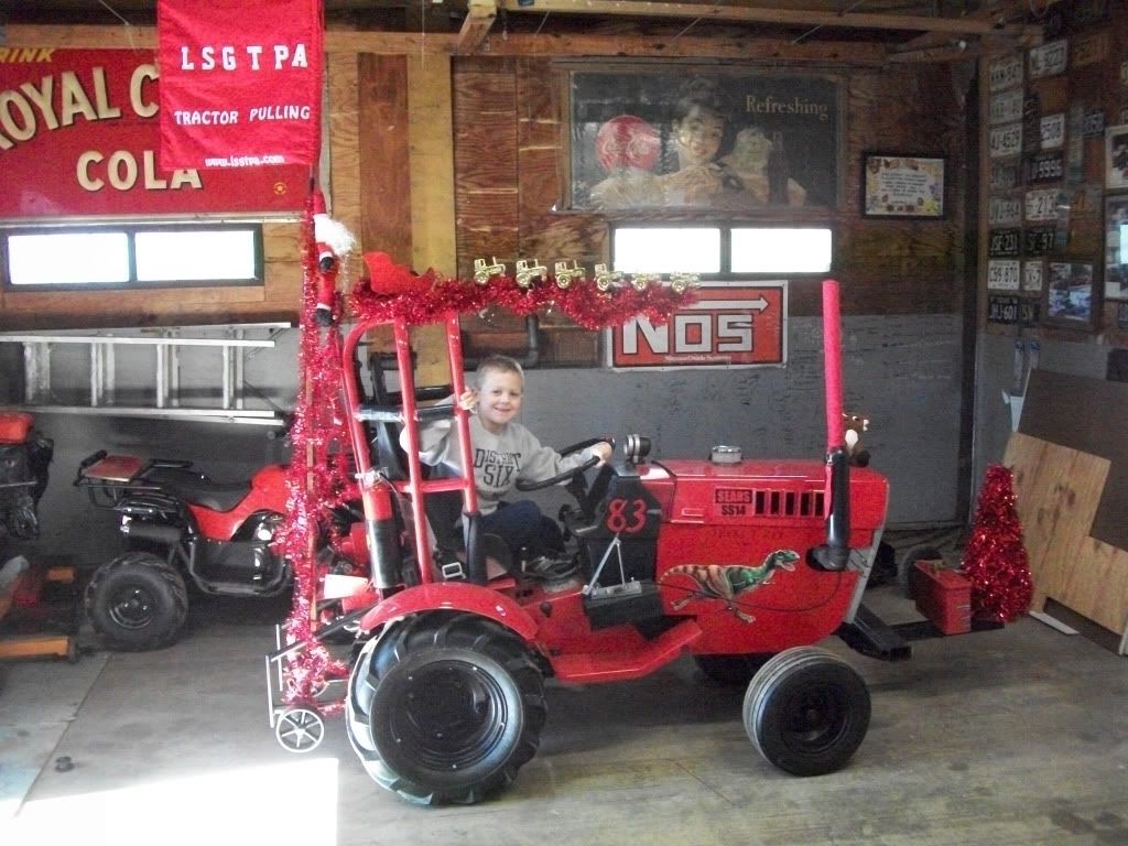 Merry Christmas  !! Tractorprepthanksgiving002