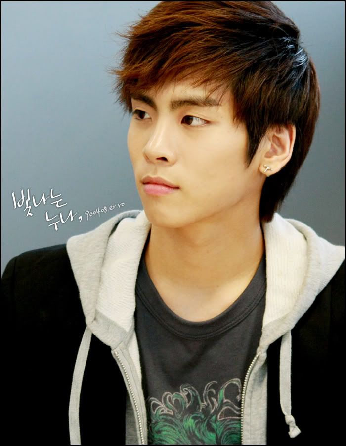 20 ca sĩ Hàn cùng góp giọng... ^^ Jonghyun_shinee