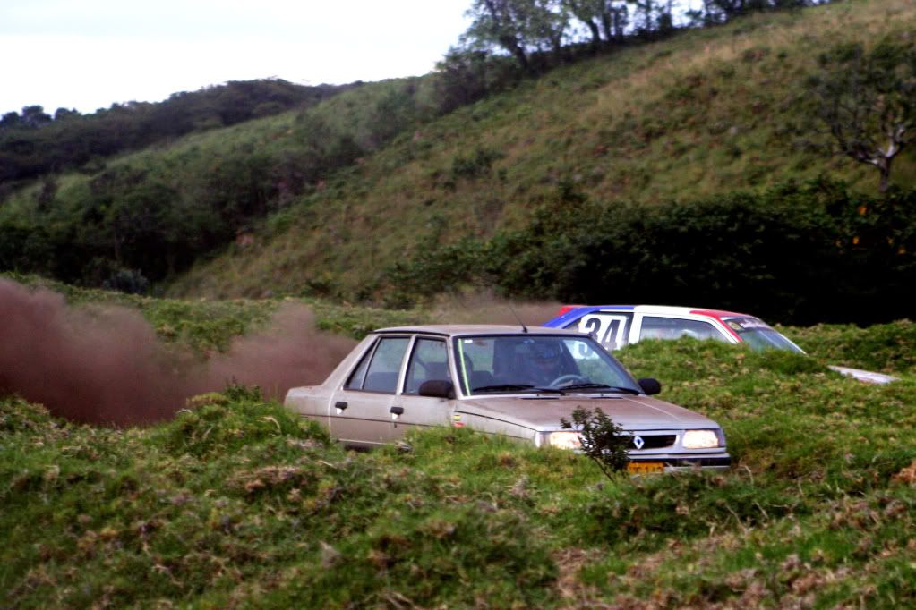 AUTODROMO CUNDURPATA SUPER RALLY (NARINO) - Pgina 3 Juevesderallysanto025