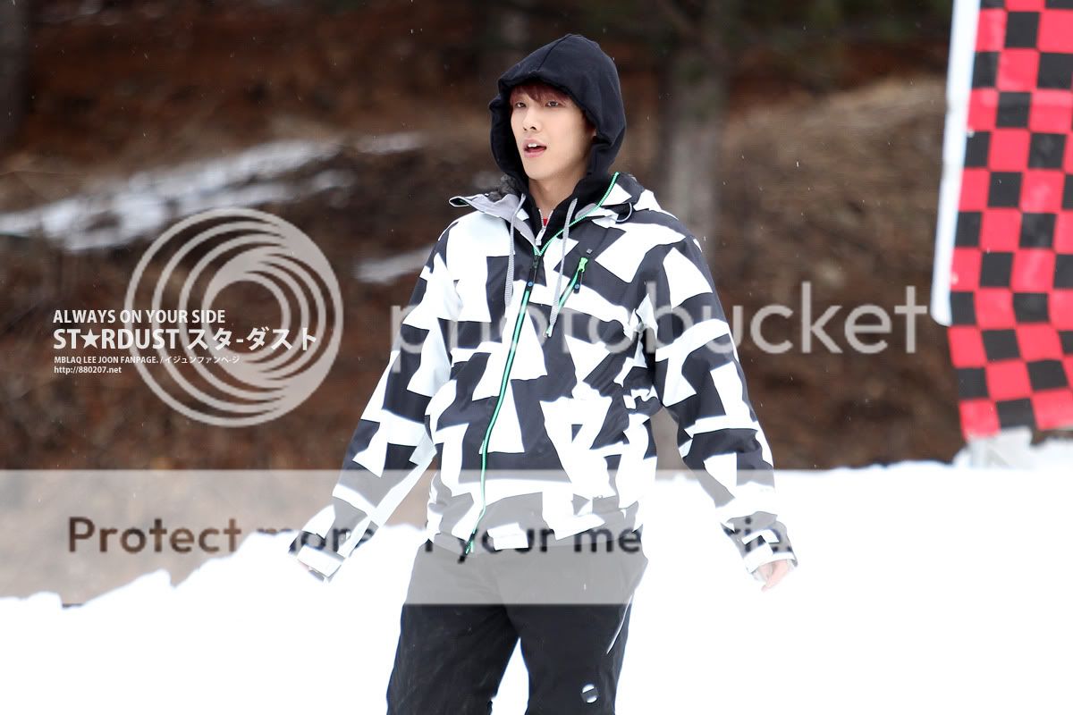 [20/01] Joon enregistre Dream Team Untitled-2-2