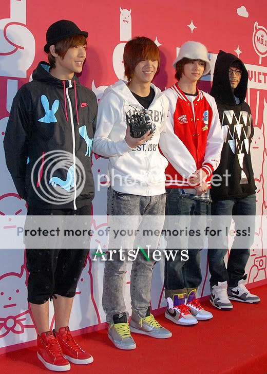 [30.04.10] MBLAQ @ Soccer Energy Space’s Opening Party 07-1