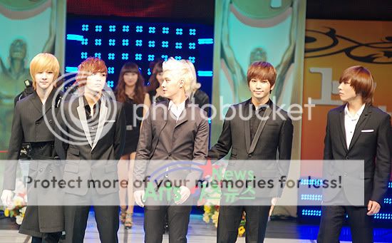 [23.10.10] MBLAQ @ 17th Republic of Korea Entertainment Arts Awards Ceremony 1_L_1287831365