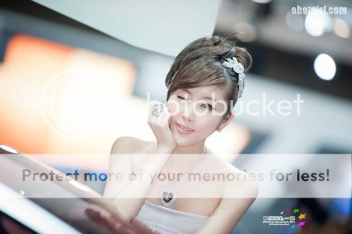 Seoul Motor Show 2011 - Choi Byul-I Choi-Byul-I-SMS-2011-10