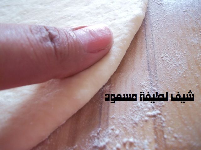طريقة العجن الصحيحة من مطبخ الشيف لطيفة مسعود بالصور 4