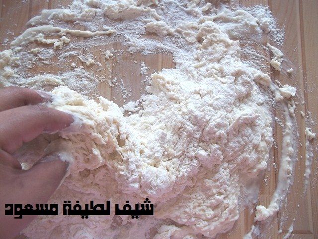 طريقة العجن الصحيحة من مطبخ الشيف لطيفة مسعود بالصور 14