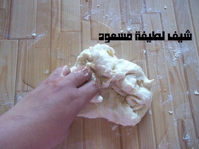 طريقة العجن الصحيحة من مطبخ الشيف لطيفة مسعود بالصور 30