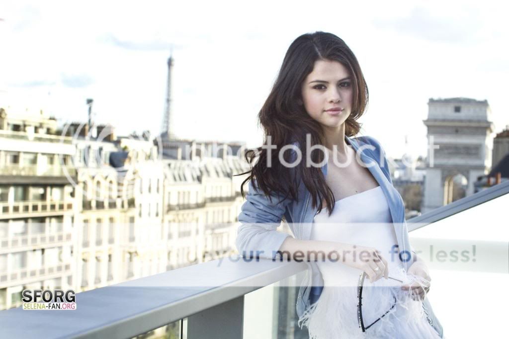 اجدد صور سليينا جوميز 93070_SelenaGomez10_122_89lo