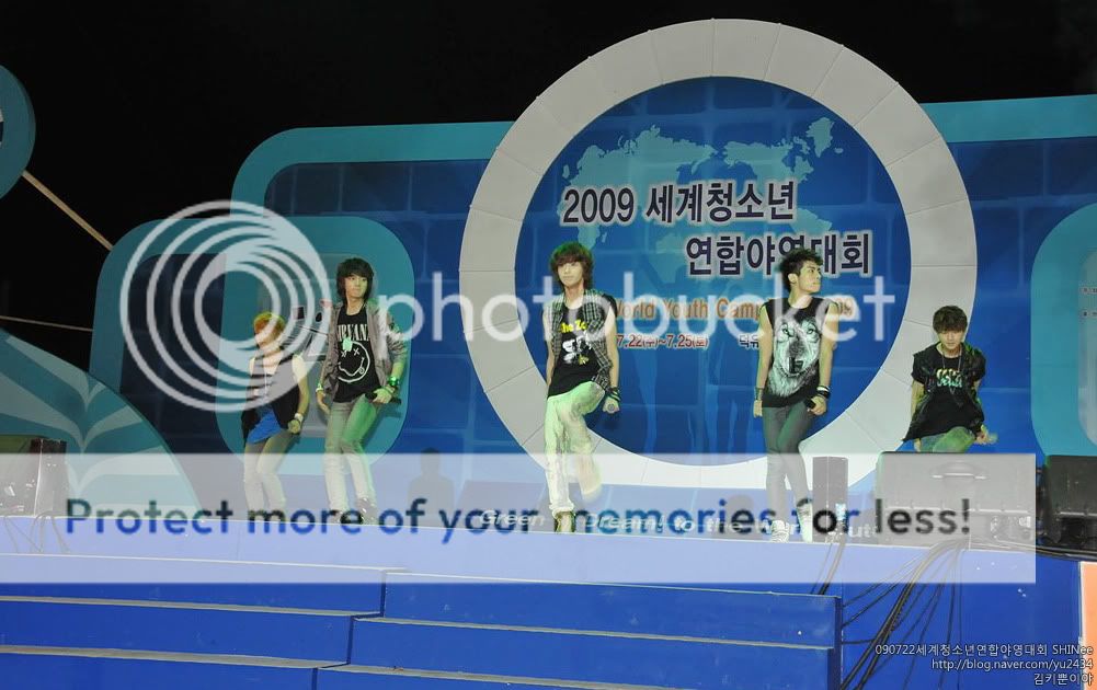 090722 SHINee @ The World Youth CampFest 2009 1252786802_0