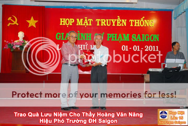 Quý Thầy Cô Trong Ngày Họp Mặt lần Thứ 15-Năm 2011 2011P5_31