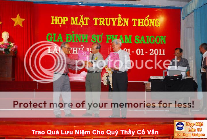 Quý Thầy Cô Trong Ngày Họp Mặt lần Thứ 15-Năm 2011 2011P5_32