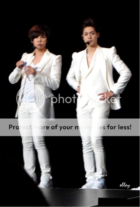 [trans+fotos] Algunas fans hablan de lo que vieron en el Saitama concert Screenshot2010-04-25at120225PM