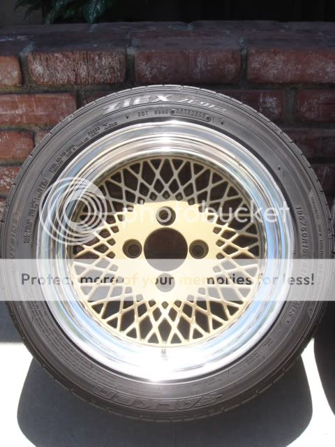 CA: Set (four) of 15X7 0 Offset 4x114.3 Enkei 92 Mesh DSC08743