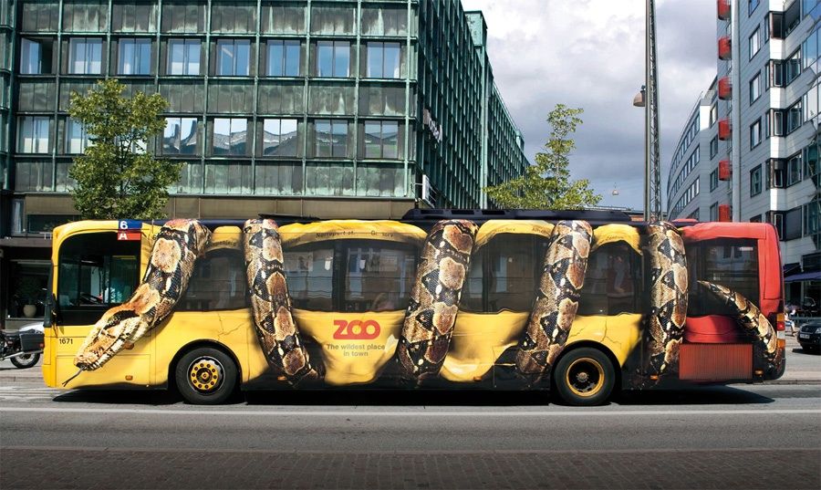 Snake on the bus.... Image_zpsaecfbd3d