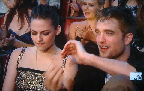 MTV Movie Awards 2010 - Votez pour Rob, New Moon et Remember Me - Page 5 Stewart1-blogSpan