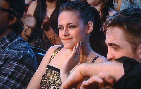 MTV Movie Awards 2010 - Votez pour Rob, New Moon et Remember Me - Page 5 Stewart3-blogSpan