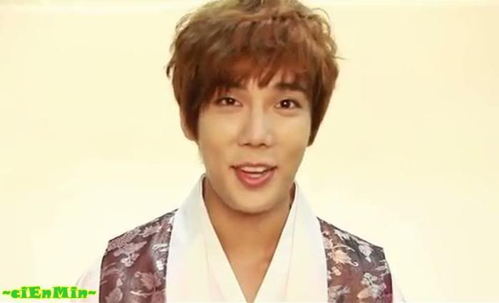 [JM] Saludo de Park Jung Min por el dia de Acción de Gracias (Chuseok)  301484_281258618567048_231614143531496_1224521_66199517_n