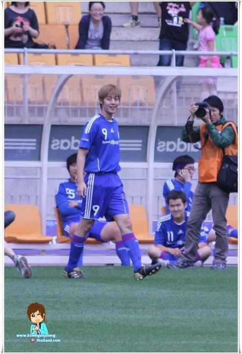 [HJL] FC Men Match [11.09.10] (7)   312491_281529628539947_231614143531496_1225987_685858960_n