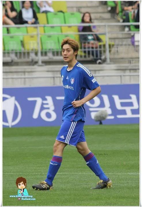 [HJL] FC Men Match [11.09.10] (7)   316651_281529121873331_231614143531496_1225960_740520935_n