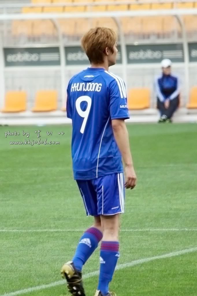 [HJL] FC Men Match [11.09.10] (6)   4ace3be54ad33351ba0e2d4f-1