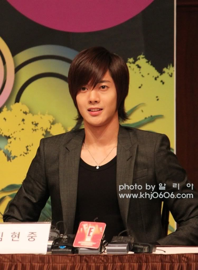 [HJL] Beso Travieso Press Conference (5) 04292d5145e6d34a0df3e38f