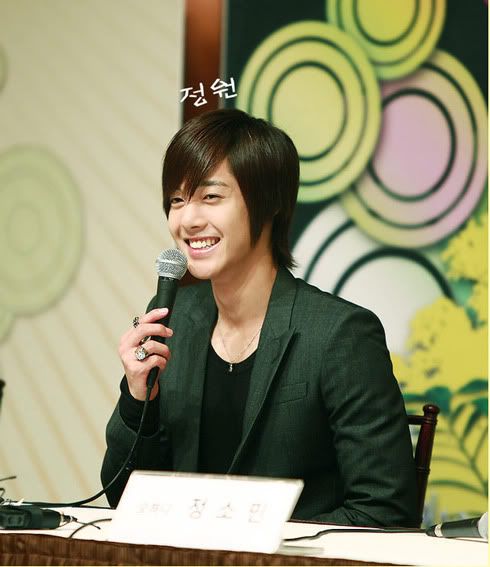 [HJL] Beso Travieso Press Conference (5) 3945be38b7f963ae14cecb17