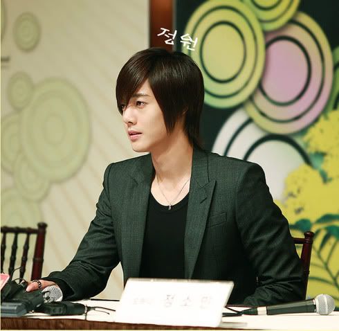 [HJL] Beso Travieso Press Conference (5) 3976e3dcb9fc615748540317