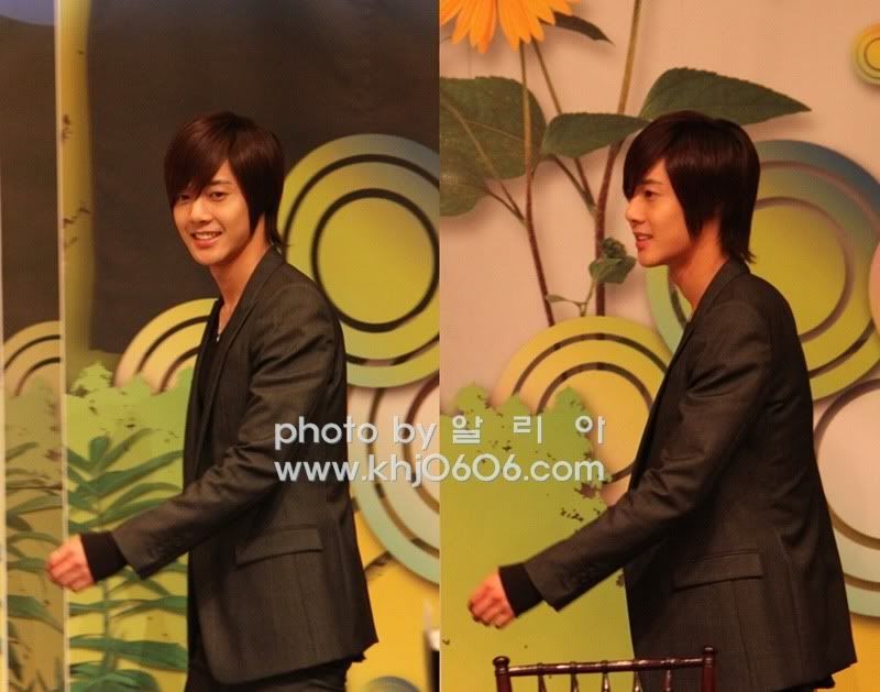 [HJL] Beso Travieso Press Conference (5) 8ff872ffbed42bc6b801a08e