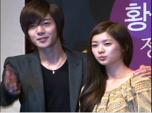 [HJL] Beso Travieso Press Conference (26.08.10) KHJ_presscon009