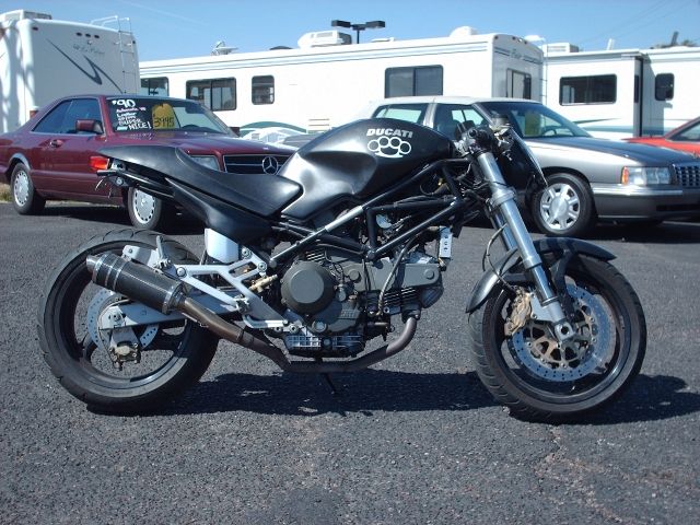 well the Honda isn't going anywhere. - Page 3 2000DucatiMonster900006