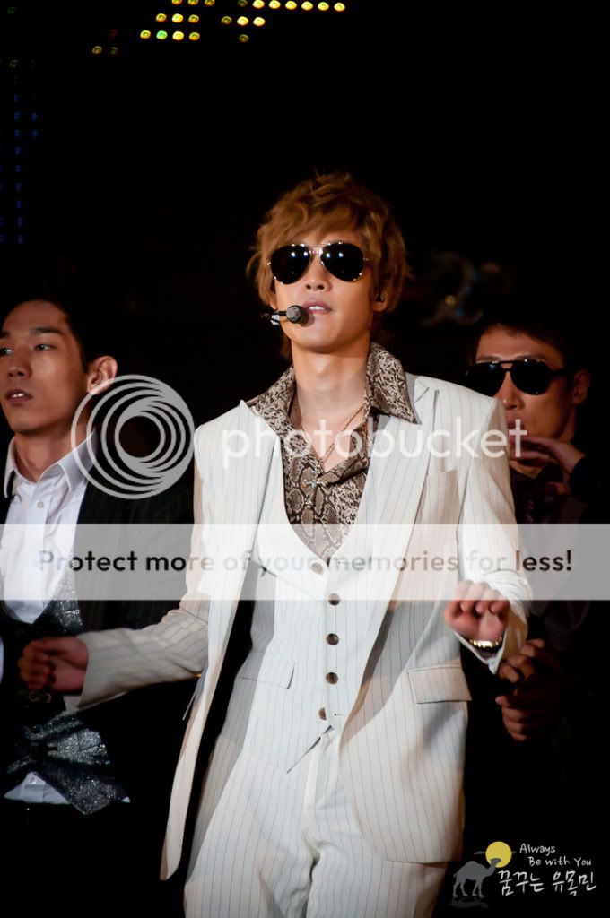 [HJL] Secret Garden Premium Live [29.10.11] (6) 10dfa9ec8a136327c11c7f76918fa0ec09fac786