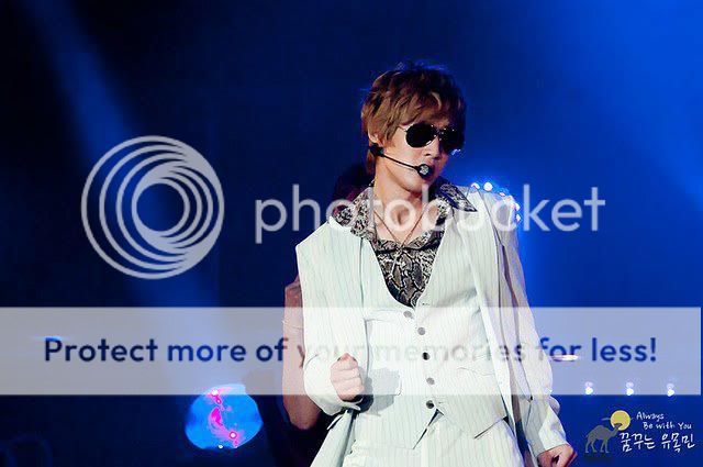 [HJL] Secret Garden Premium Live [29.10.11] (5) 	 379097_308409519185291_231614143531496_1346365_26252833_n