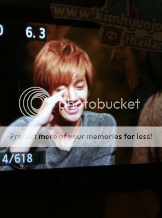 [HJL] LUCKY Fansign Event [05.11.11] 389050_308652909160952_231614143531496_1348108_2086891720_n