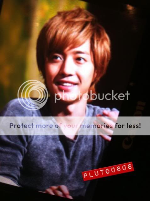 [HJL] LUCKY Fansign Event [05.11.11] 389050_308652932494283_231614143531496_1348112_1167112746_n