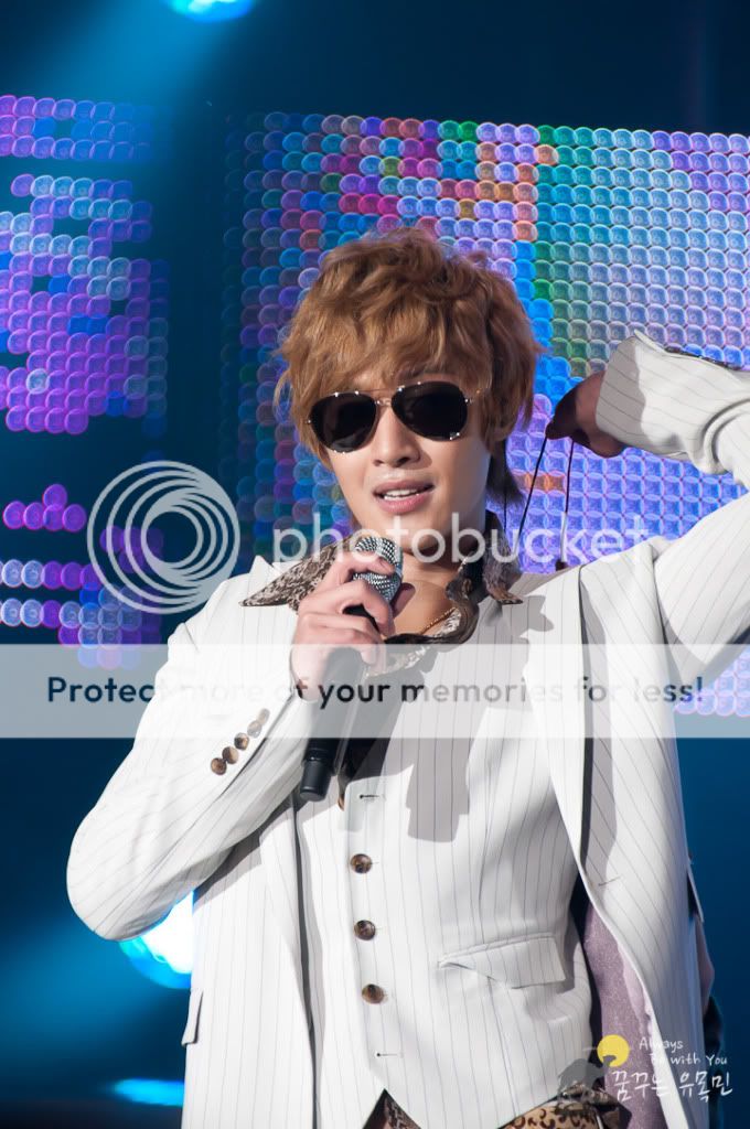 [HJL] Secret Garden Premium Live [29.10.11] (6) 8601a18b87d6277f179a8a7d28381f30e824fcef