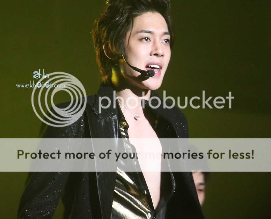 [HJL] Persona Encore Concert, dia 28 (8) HJL_concertsoloahila010