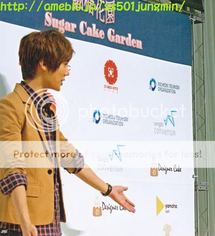 [JM] Grabado "Sugarcake Garden" + conferencia de prensa [31.10.11]  Makiko6