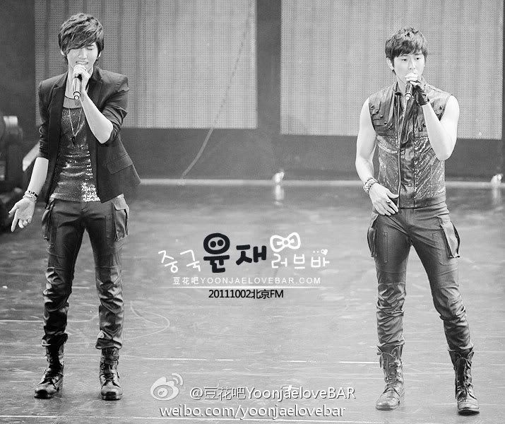 [FOTOS ]03.10.11 TVXQ Beijing Fanmeet J0pz