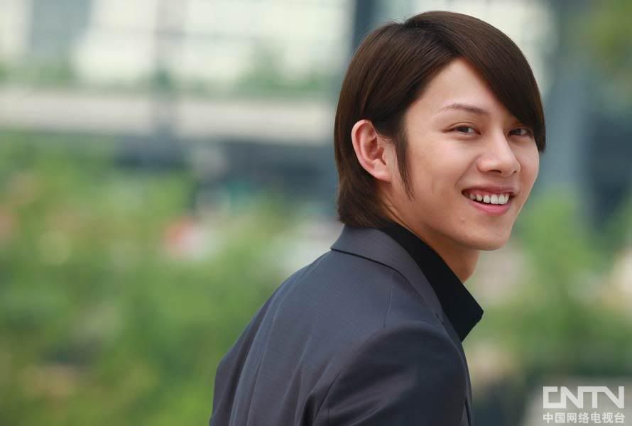 صور لهيتشول 0_0 20100913-SJ-Heechul-1