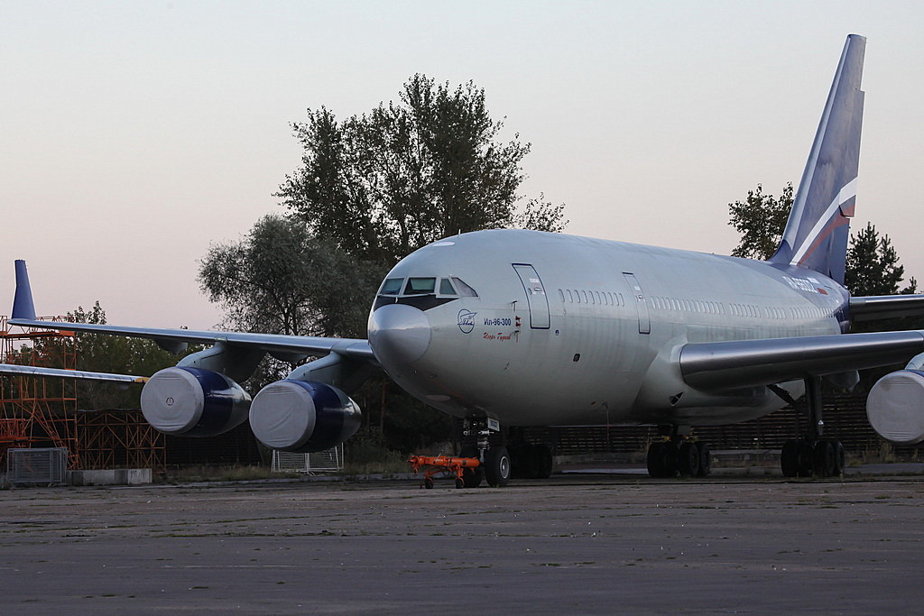 Salón Aeronáutico MAKS - Página 2 934838_original