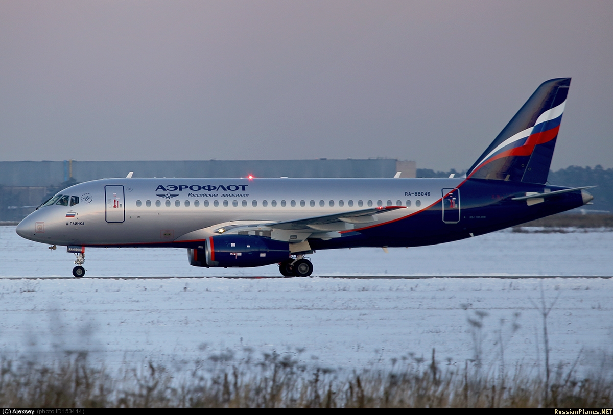 Avión Sukhoi Superjet-100 - Página 2 1772358_original