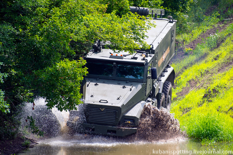 Typhoon MRAP family vehicles - Page 4 690029_original