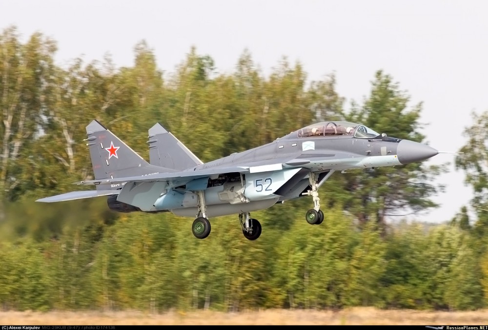 MiG-29K: News and info - Page 6 238254_1000