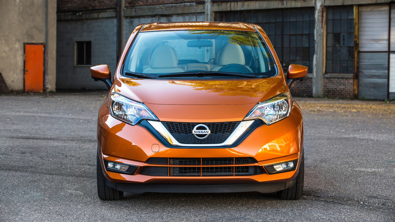 2016 - [Nissan] Note Facelift - Page 3 2017-nissan-versa-note