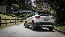 Renault Captur nacional - Página 5 Renault-captur-intense-teste-motor1-br